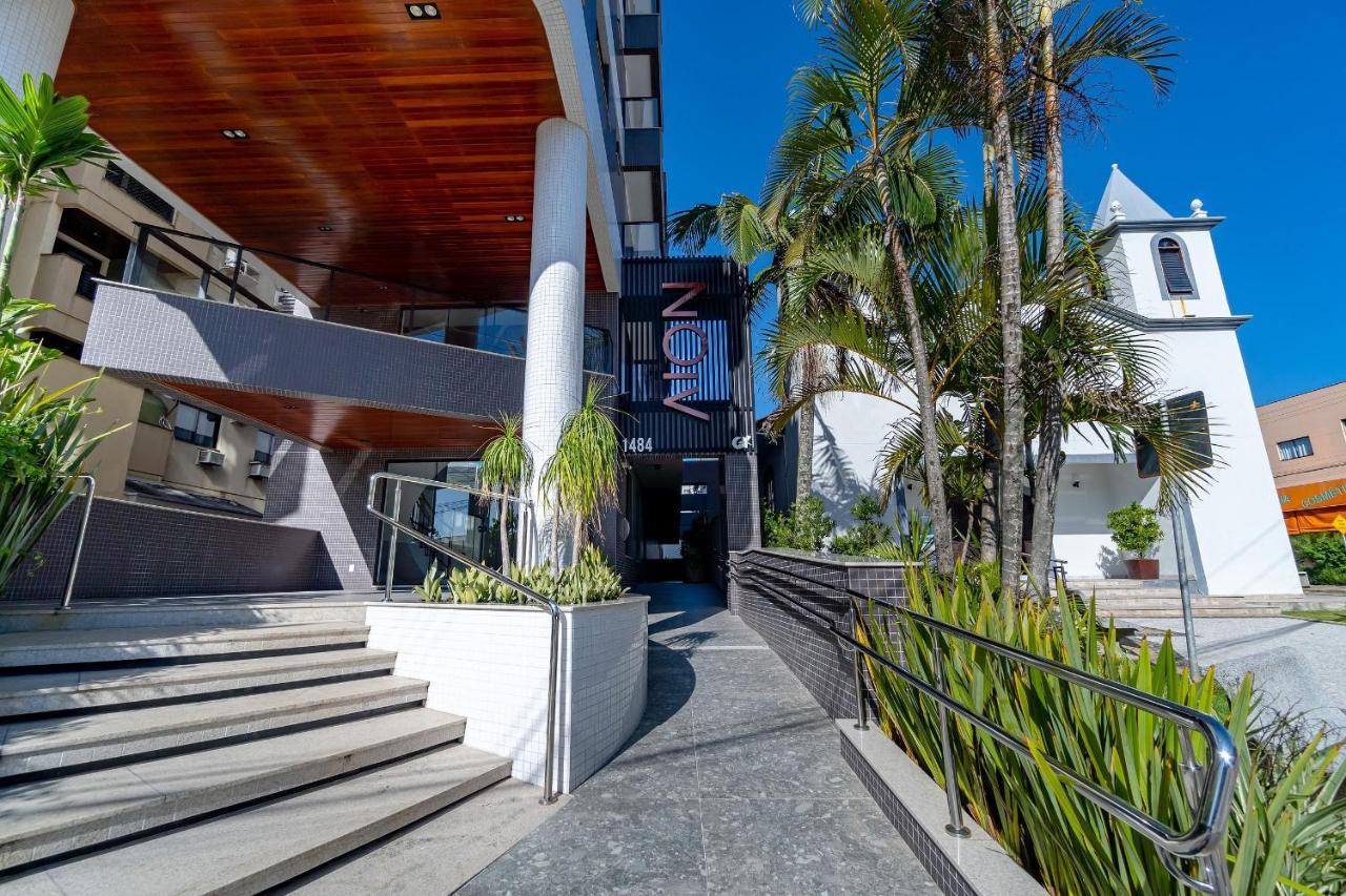 Confortavel Loft Em Condominio Com Piscina Bombinhas Exterior foto